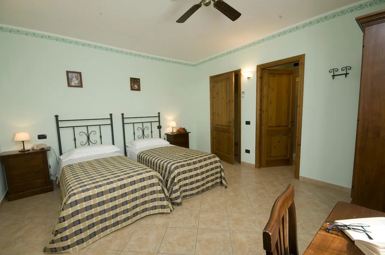 Agriturismo Macinatico Σαν Τζιμινιάνο Κατάλυμα σε φάρμα